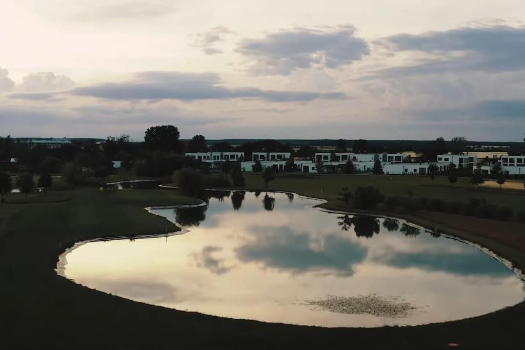 LUXUS Appartement am Golfplatz und Therme Lutzmannsburg Zsira Exterior foto